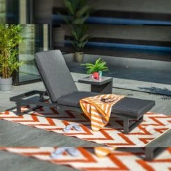 Hartman Cosmopolitan Garden Lounger -Watersi Degarden Centre Sales cosmo lounger web5